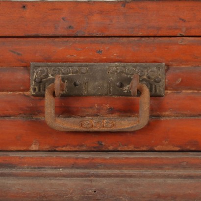 Mobilier de bureau avec presse