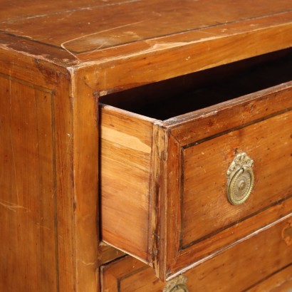 Commode néoclassique