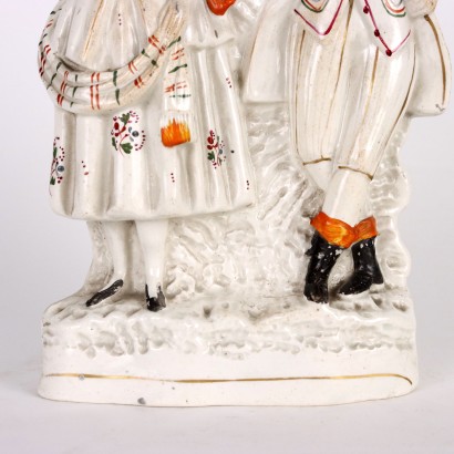 Statue en porcelaine du Staffordshire