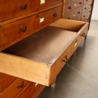 Cherry chest of drawers