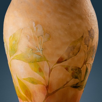 daum vase,Vase with Daum Floral Decoration