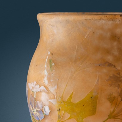 Daum-Vase, Vase mit Daum-Blumendekoration