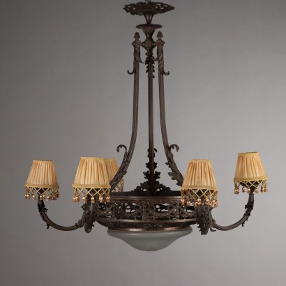 Liberty chandelier in Bronze