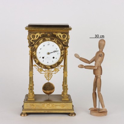 Horloge de table en bronze doré Ro