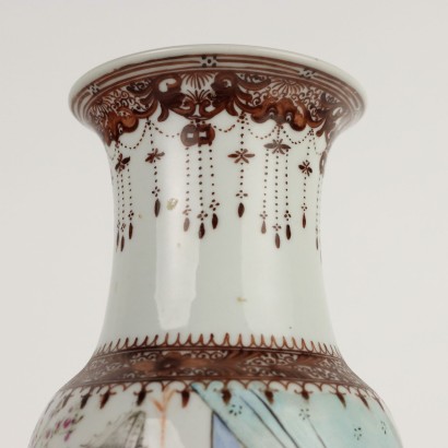 Vase en porcelaine