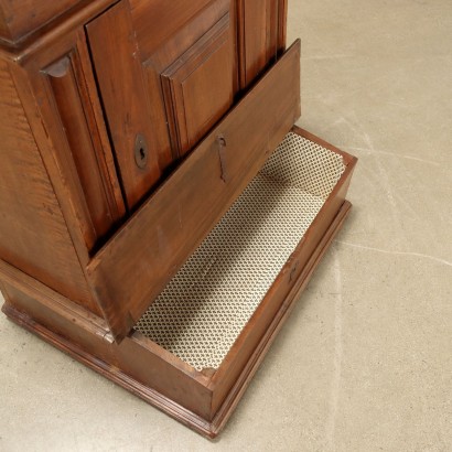 kneeler, Walnut Kneeler