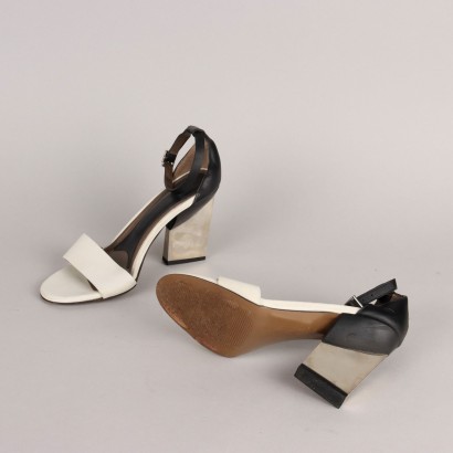 Sandales Marni noires et blanches