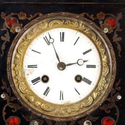 Orologio da Appoggio in Legno con Inta