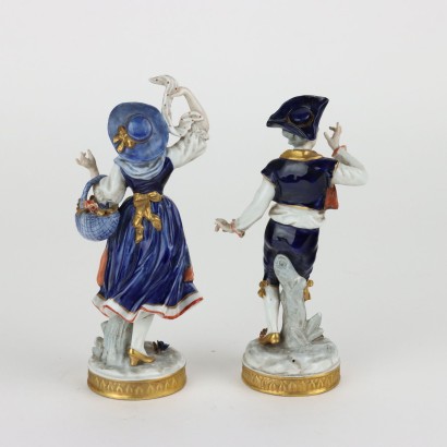 Pareja de figuras de porcelana Capodim.