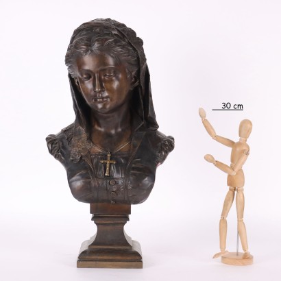 Buste de Jeune Femme en Bronze