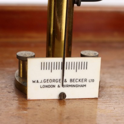 W&J George Analogue Scale in Case