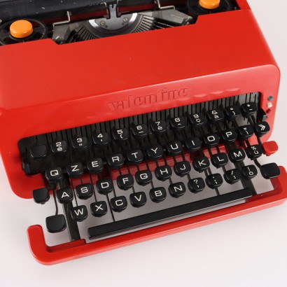 Olivetti Valentine Schreibmaschine, Ettore Sottsass, Ettore Sottsass, Ettore Sottsass, Ettore Sottsass, Ettore Sottsass, Ettore Sottsass, Ettore Sottsass, Ettore Sottsass, Ettore Sottsass, Ettore Sottsass