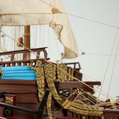 Maquette de bateau en bois