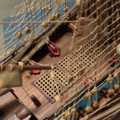 Maquette de bateau en bois