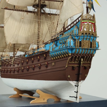 Maquette de bateau en bois